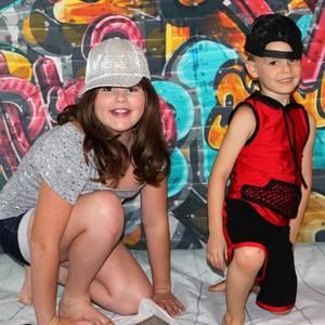 Meet your Posher, Dena